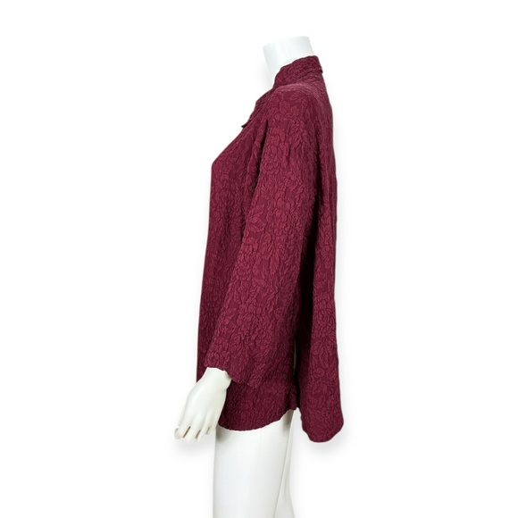 URU Maroon 100% Silk Button Front Top - Picture 8 of 10
